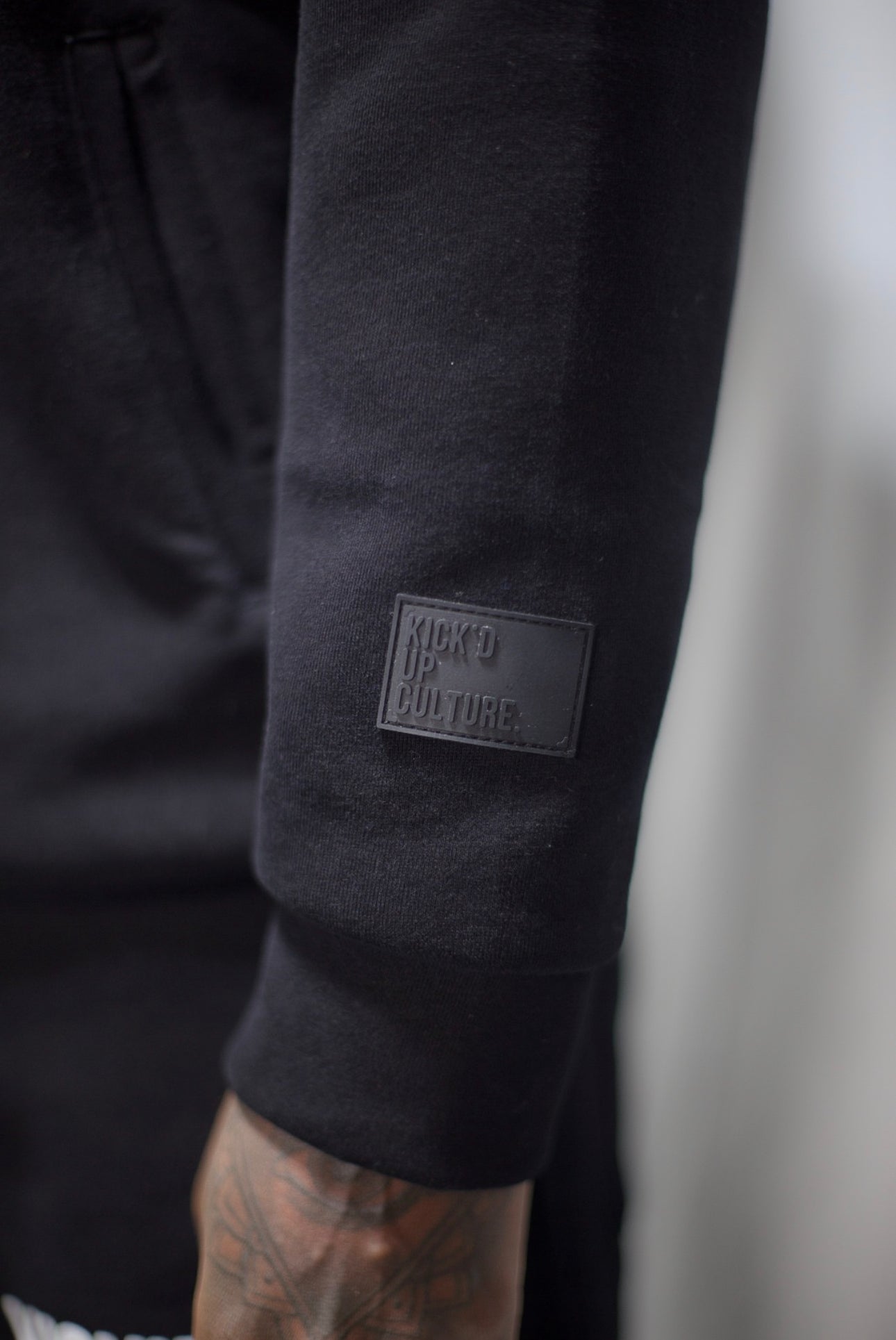 Reflective Quarter Zip - Black